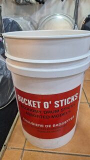 Más Vic pedorras 🤜💥🤛

 #timbaleroschilenos #tiendarocktime #percusionistaschilenos #bateria #platillos #bateristaschilenos #bateristas #percuchile #cymbals #drummers #bateriaportatil #snaredrum #bateroschile