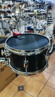Hicimos un Tom de 10x6 para electronica
🤜💥🤛

 #timbaleroschilenos #tiendarocktime #percusionistaschilenos #bateria #platillos #bateristaschilenos #bateristas #percuchile #cymbals #drummers #bateriaportatil #snaredrum #bateroschile