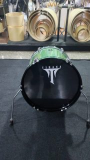 Hicimos un bello 16x16"  para complementar una Mapex Saturn 🤜💥🤛